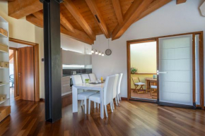 New Deal - APT with Terrace, Jacuzzi & Netflix Palmanova